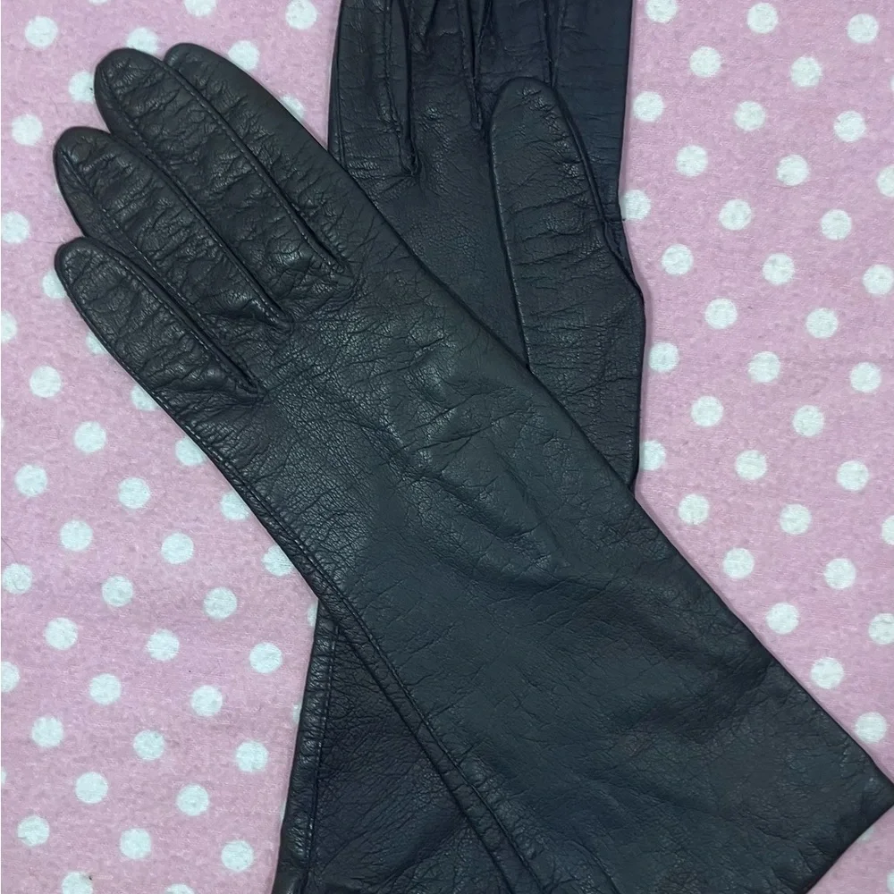 Black Leather Gloves